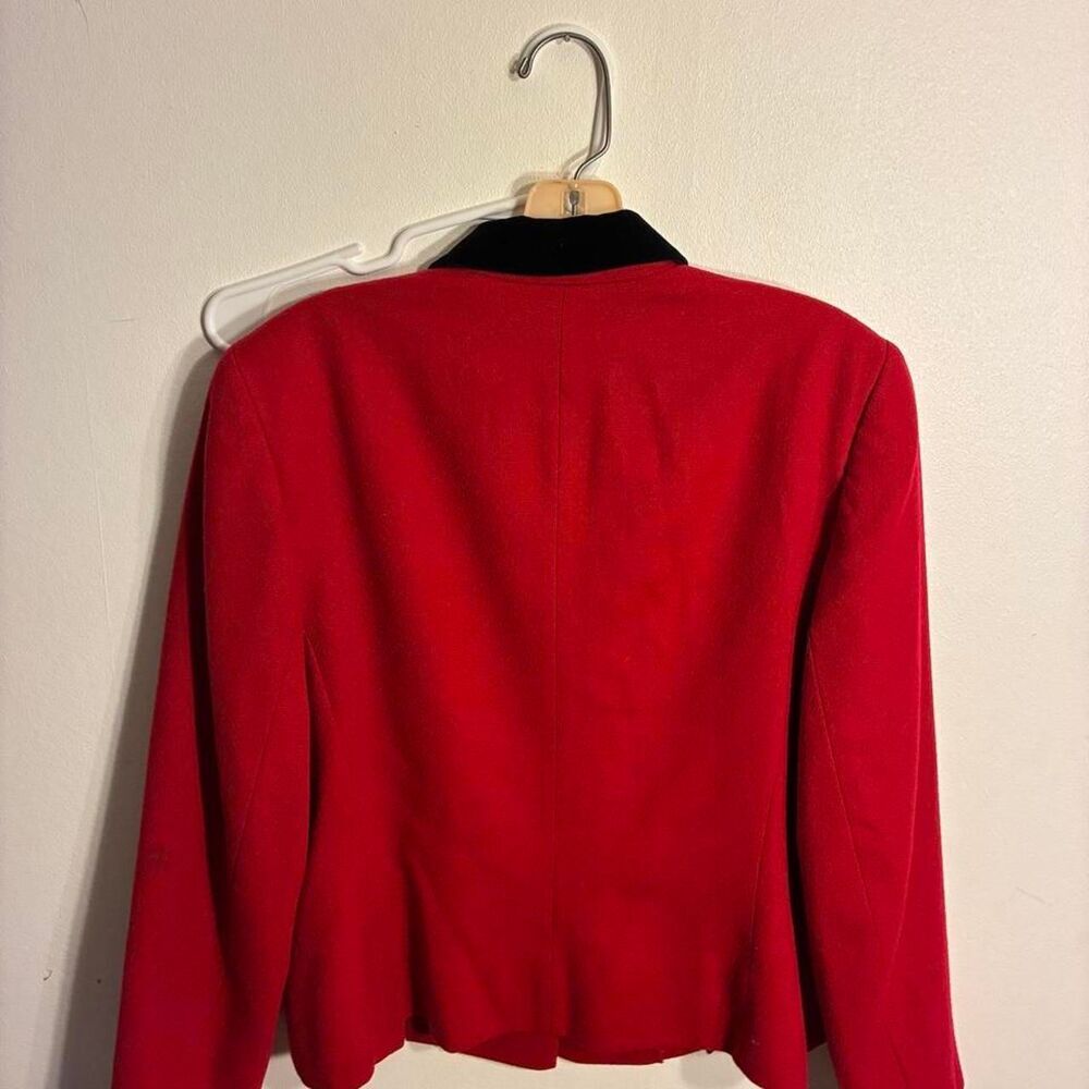 Pendleton Women's Red Jacket - Picture 2 of 3